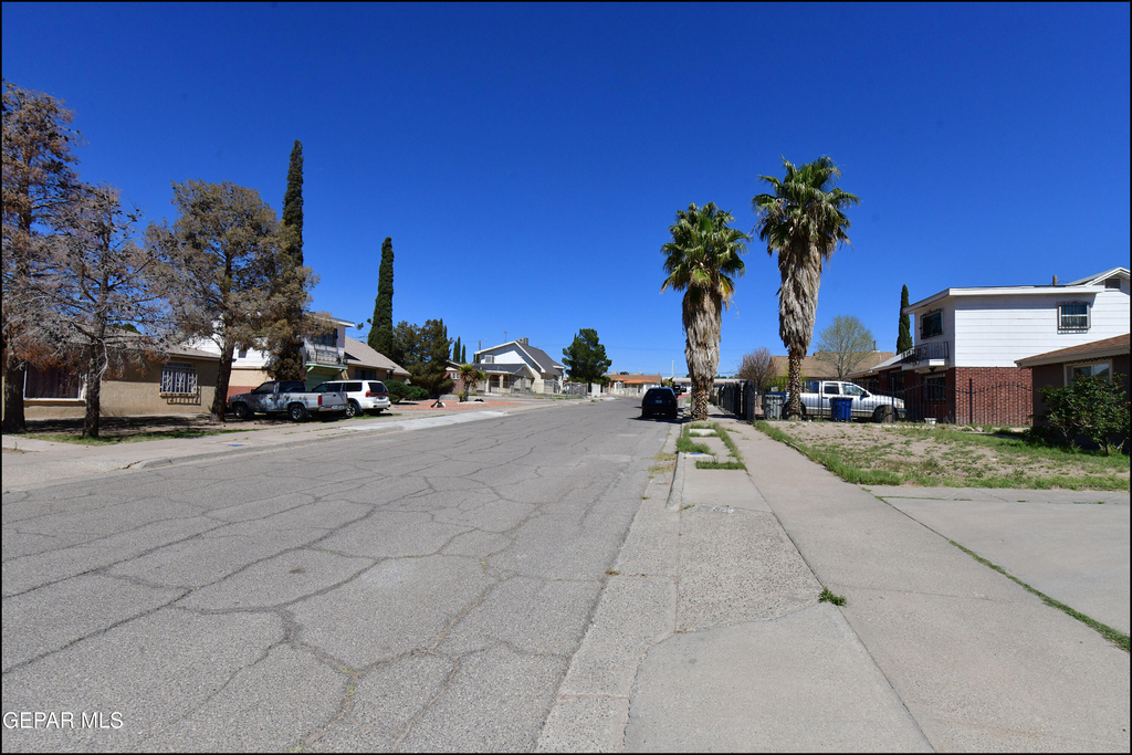 908 Bolivia Street - Photo 46