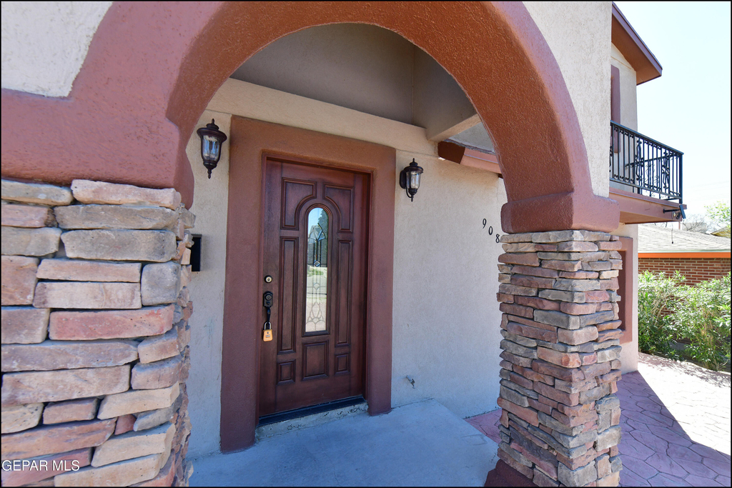 908 Bolivia Street - Photo 5