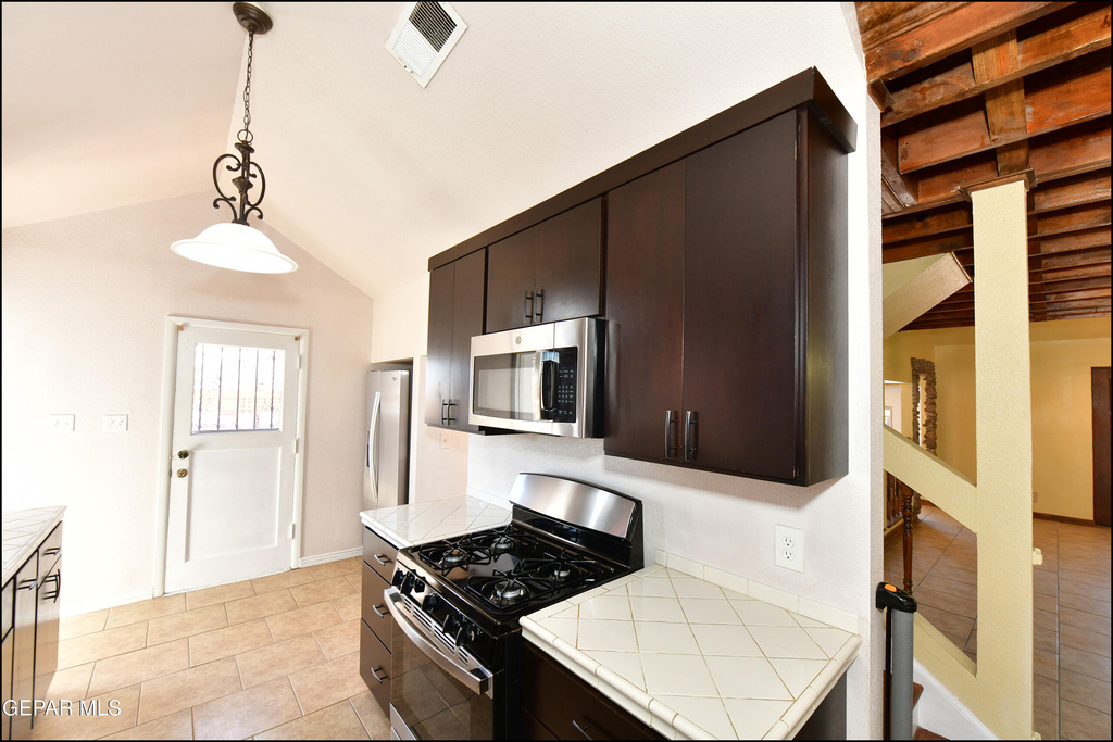 908 Bolivia Street - Photo 18