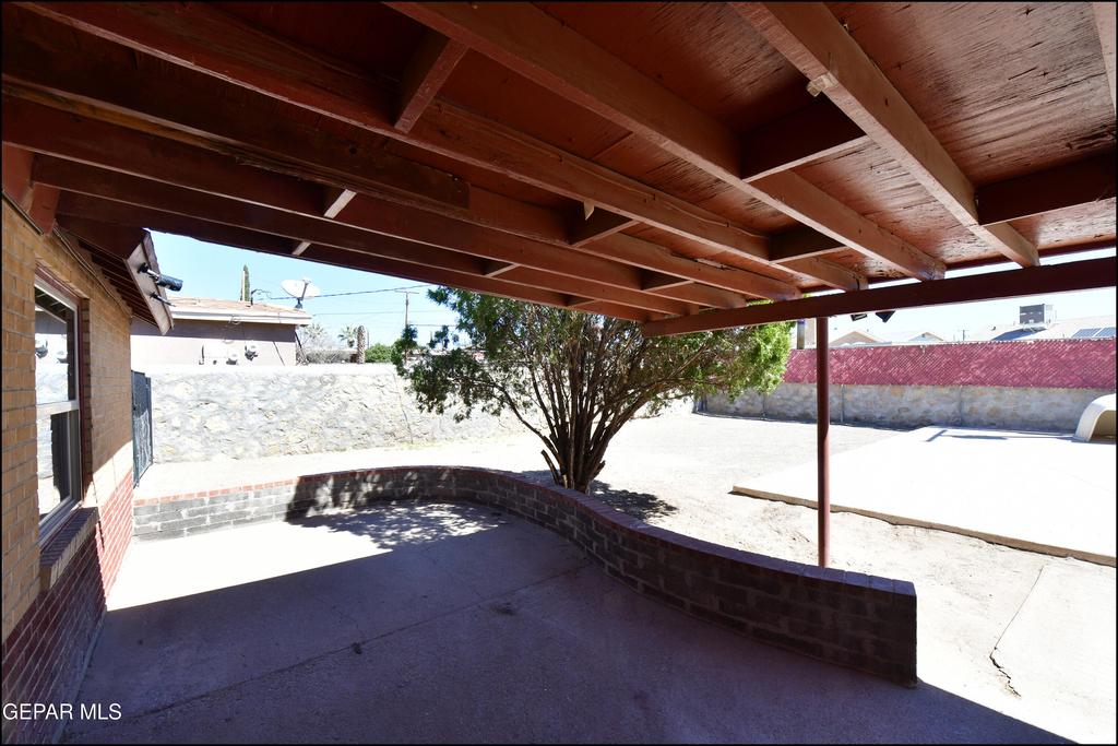 908 Bolivia Street - Photo 38