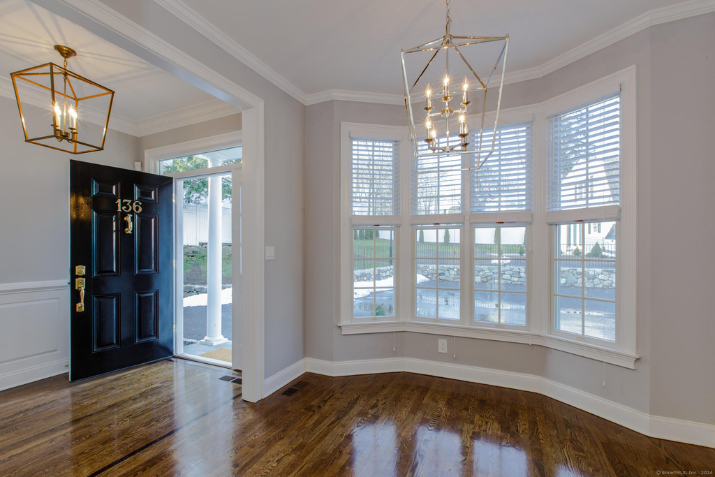 136 Harrison Avenue - Photo 2