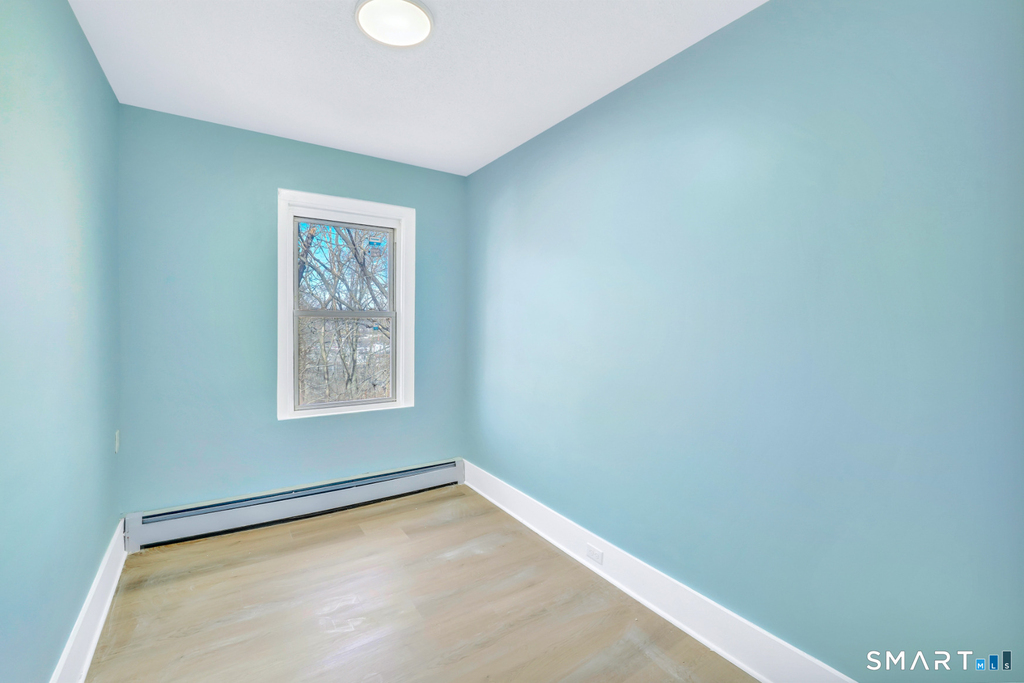341 Lincoln Street - Photo 6