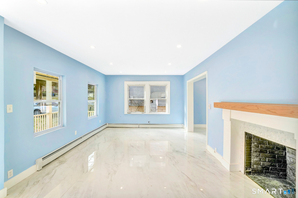 341 Lincoln Street - Photo 3