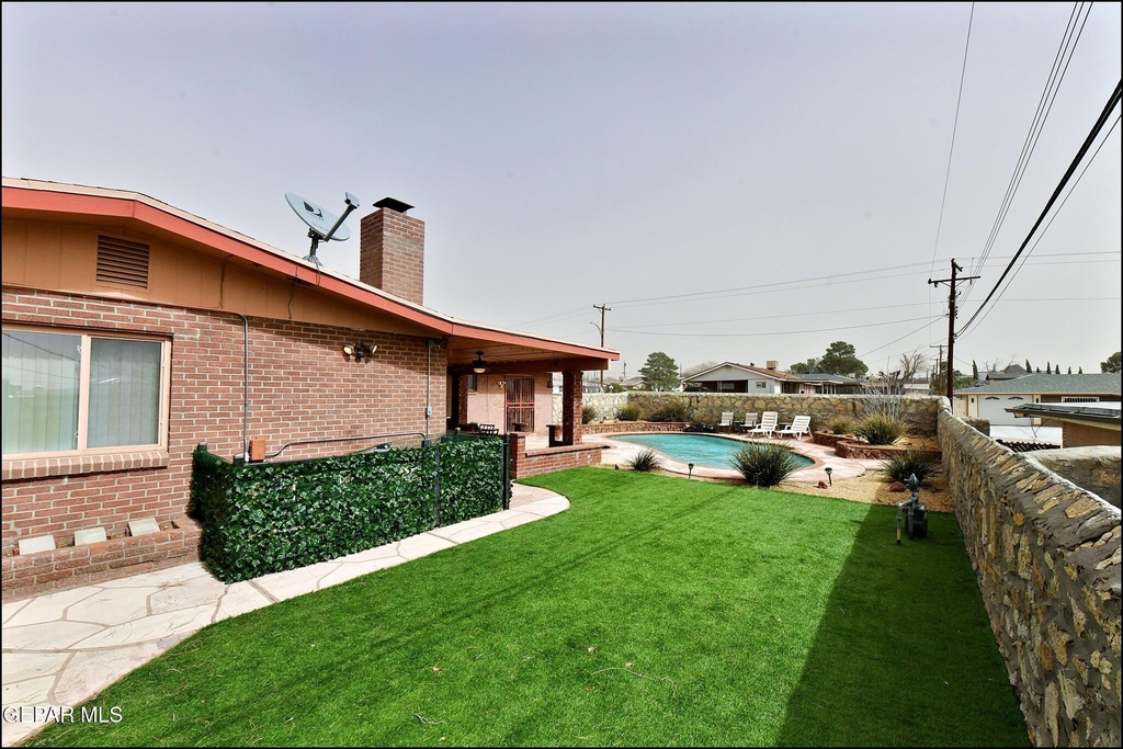7830 Basswood Avenue - Photo 36