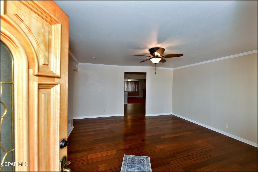 7830 Basswood Avenue - Photo 6