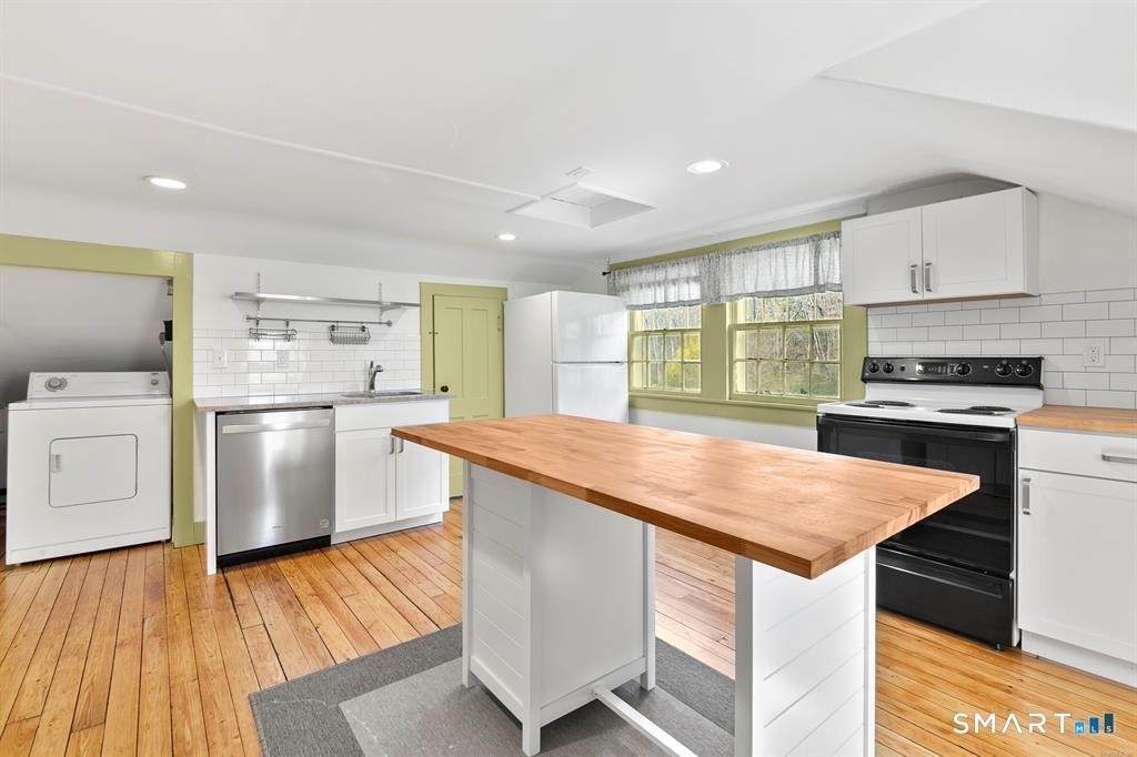185 Main Street - Photo 4