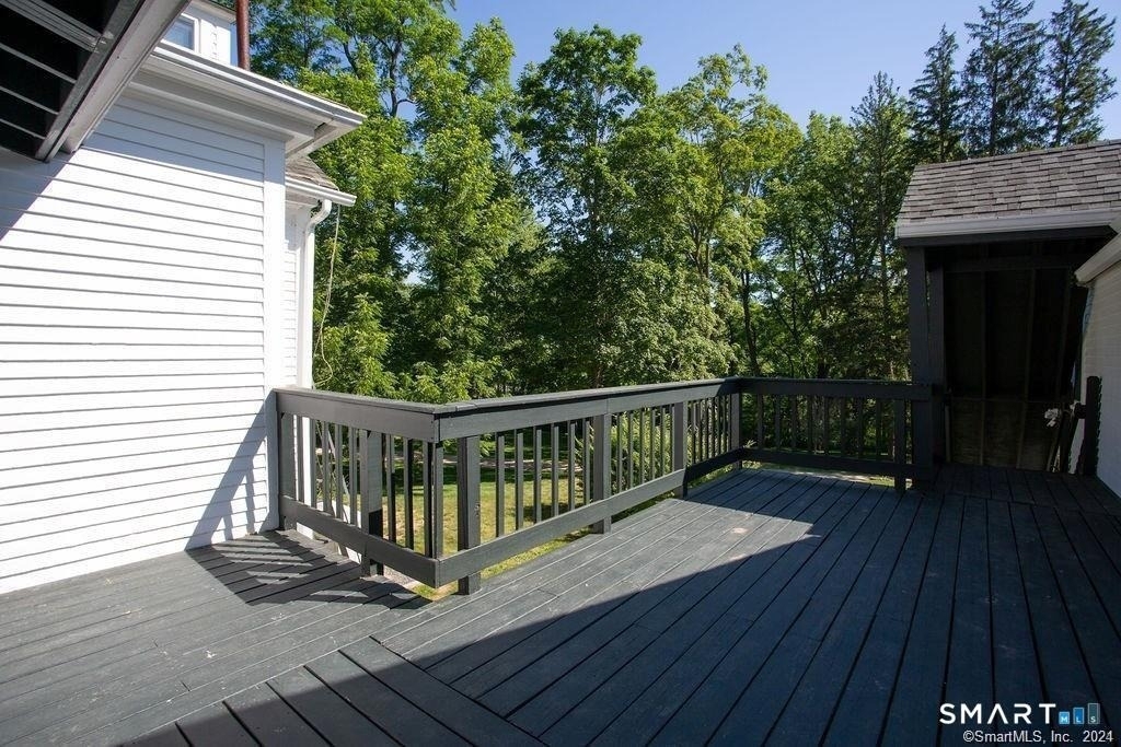 185 Main Street - Photo 2