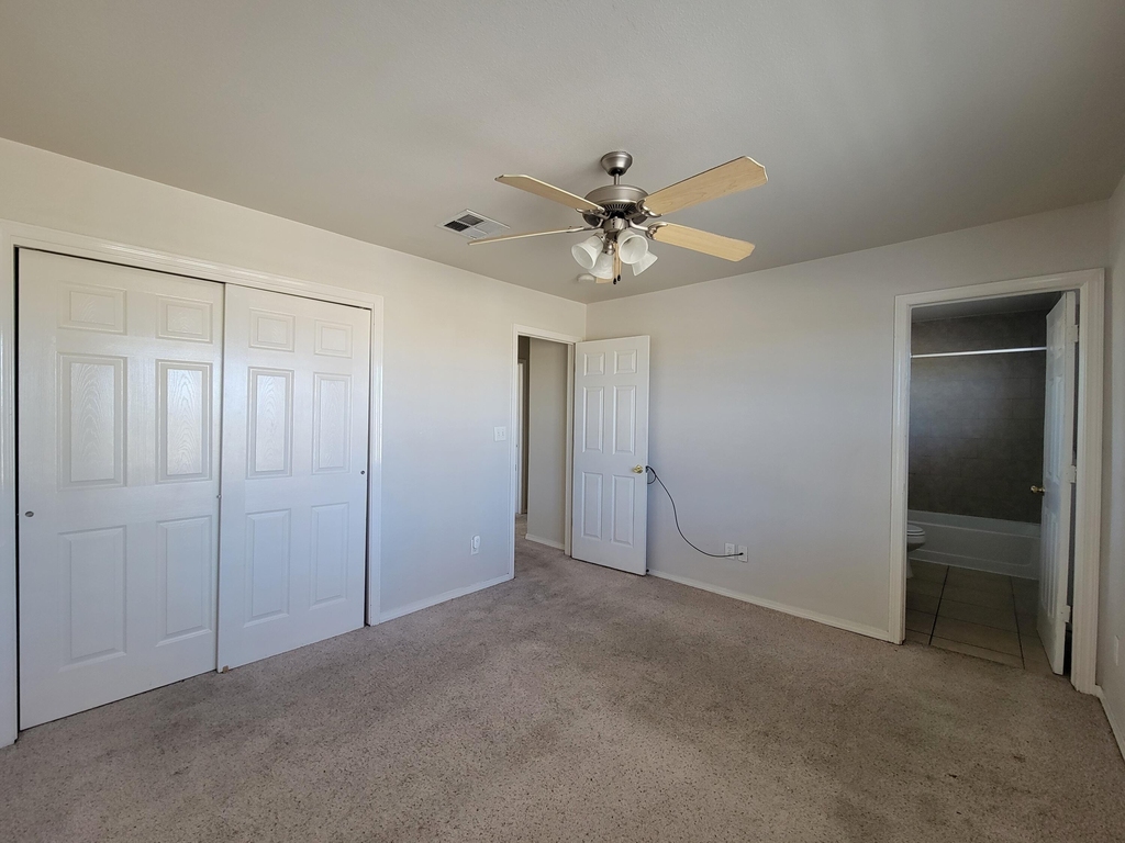 10051 Railroad Drive - Photo 27
