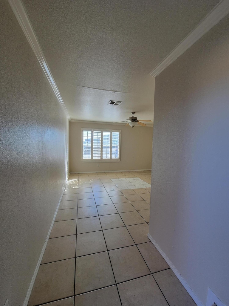 10051 Railroad Drive - Photo 4