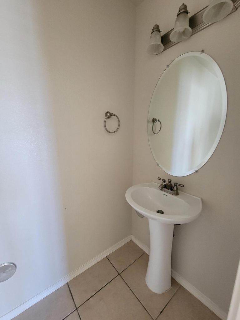 10051 Railroad Drive - Photo 10