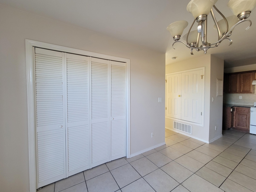10051 Railroad Drive - Photo 15