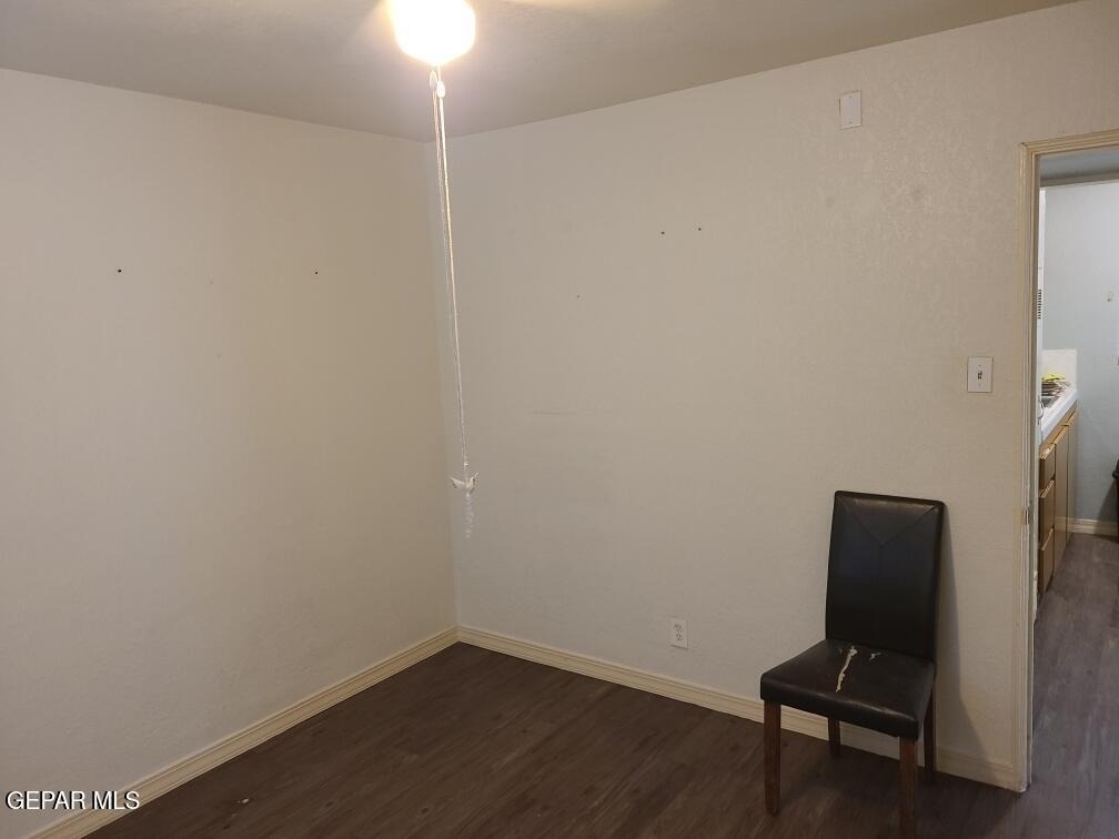 701 W Yandell Drive - Photo 10