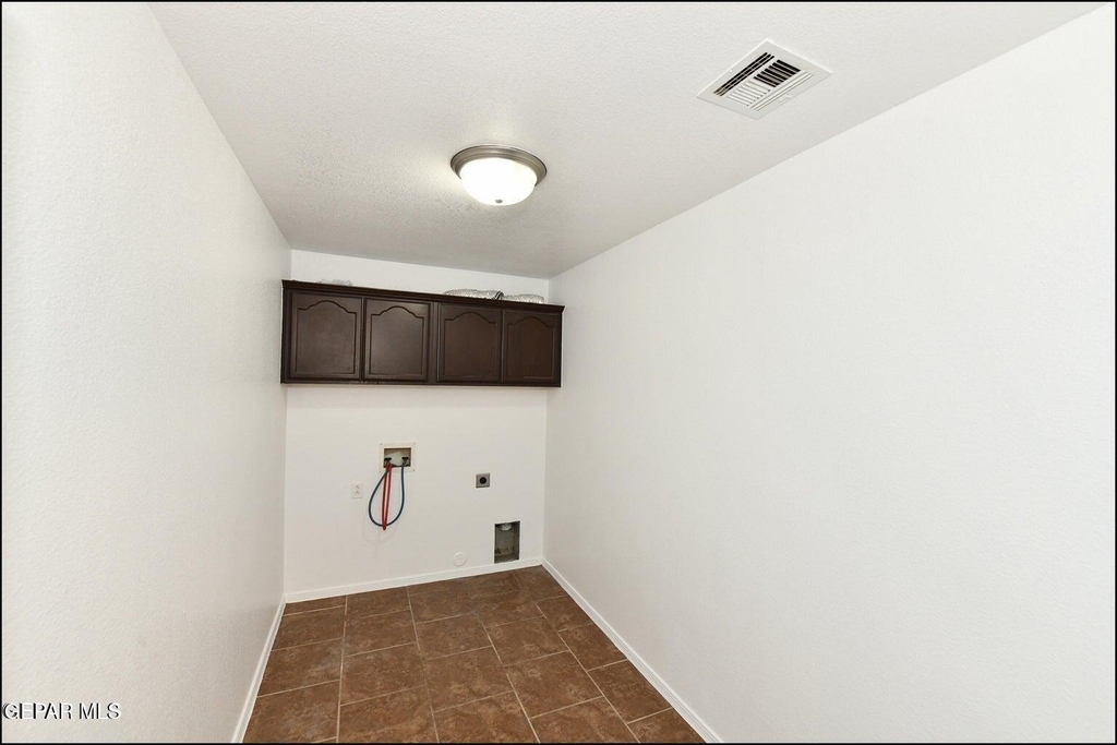 1591 Hartsdale Drive - Photo 28
