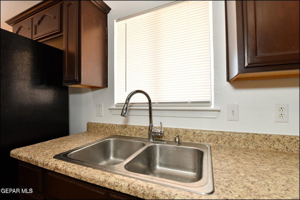 1591 Hartsdale Drive - Photo 10