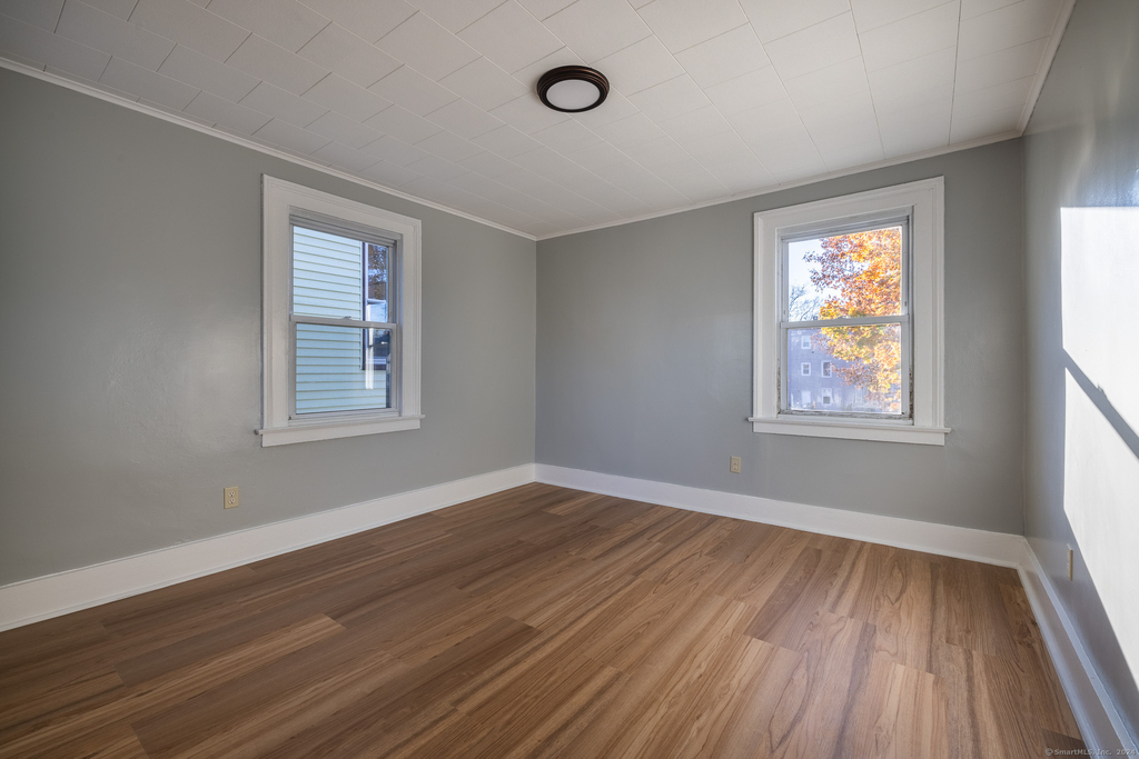 216 Howard Avenue - Photo 12
