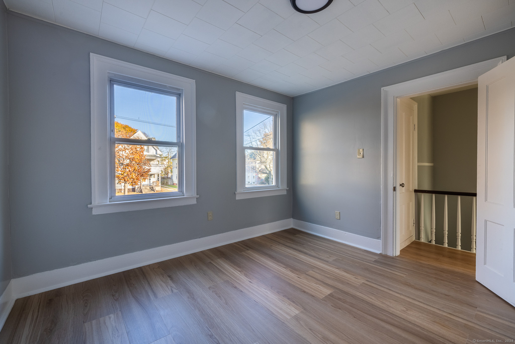 216 Howard Avenue - Photo 16