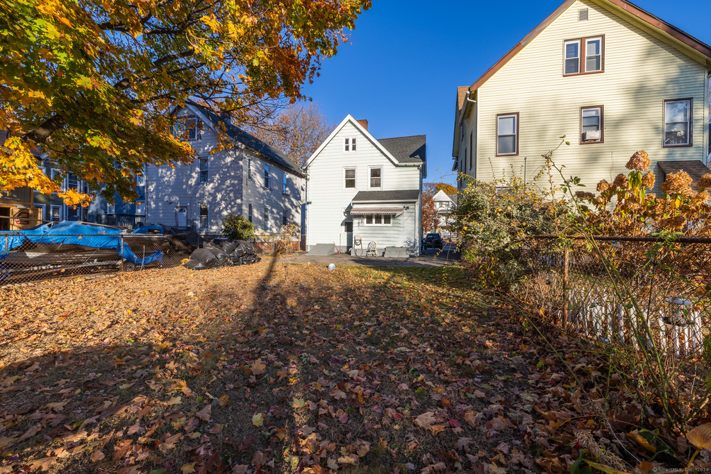 216 Howard Avenue - Photo 22