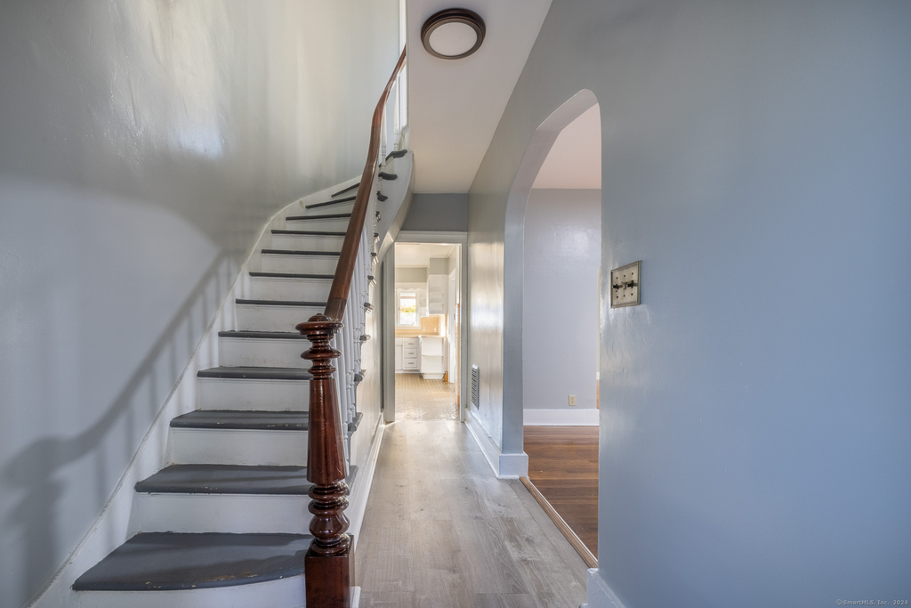 216 Howard Avenue - Photo 11