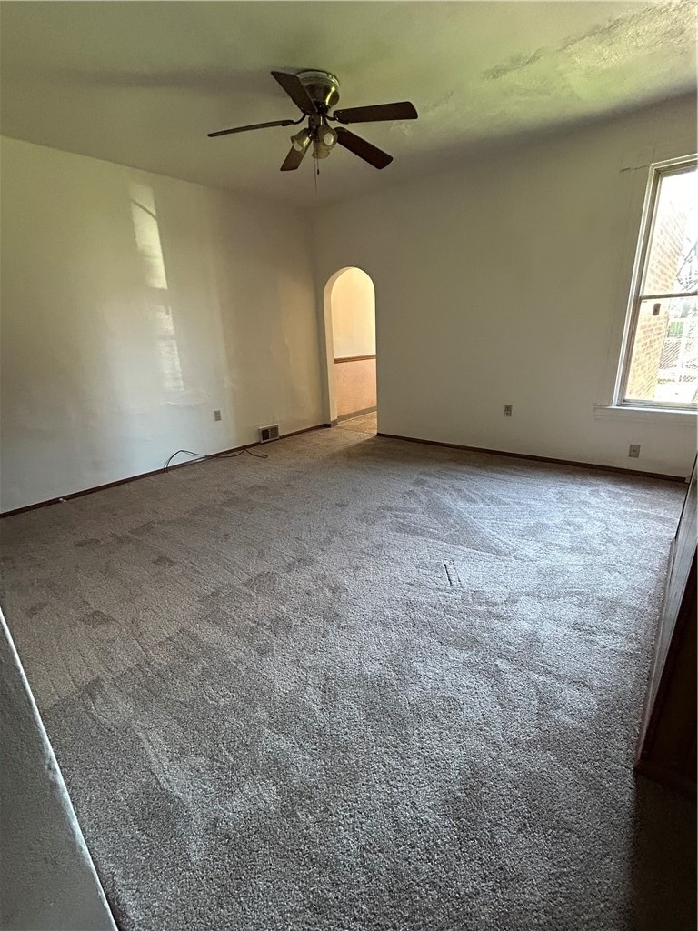208 W Elizabeth St. - Photo 3
