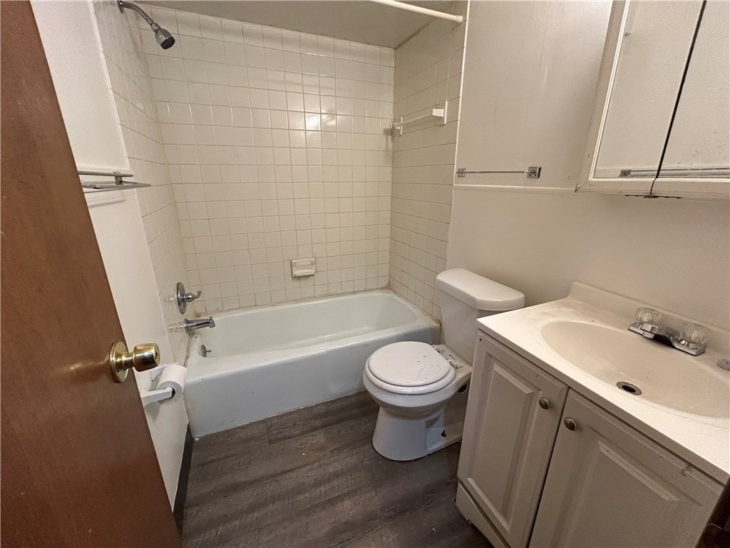 618 Broadway Ave - Photo 5