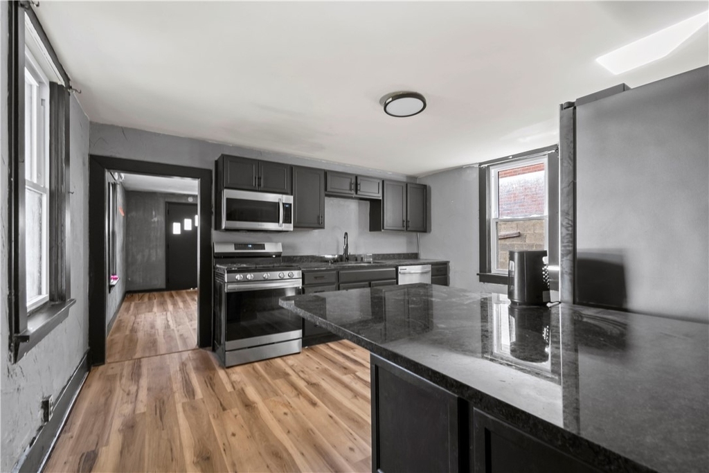 813 Bower Hill Rd - Photo 2