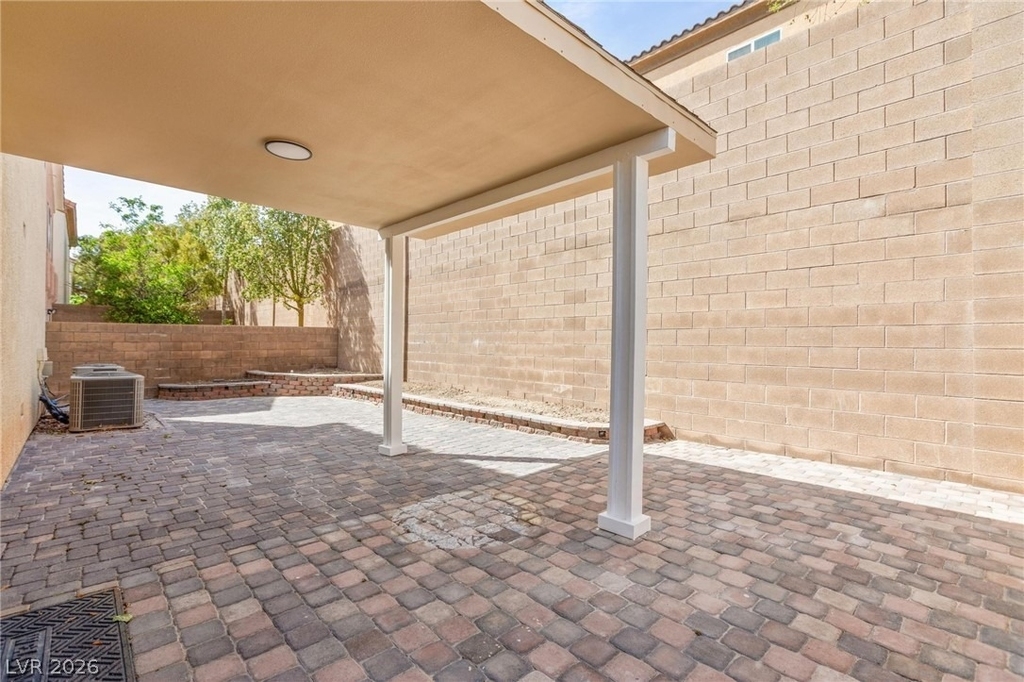 5568 Jelsma Avenue - Photo 4