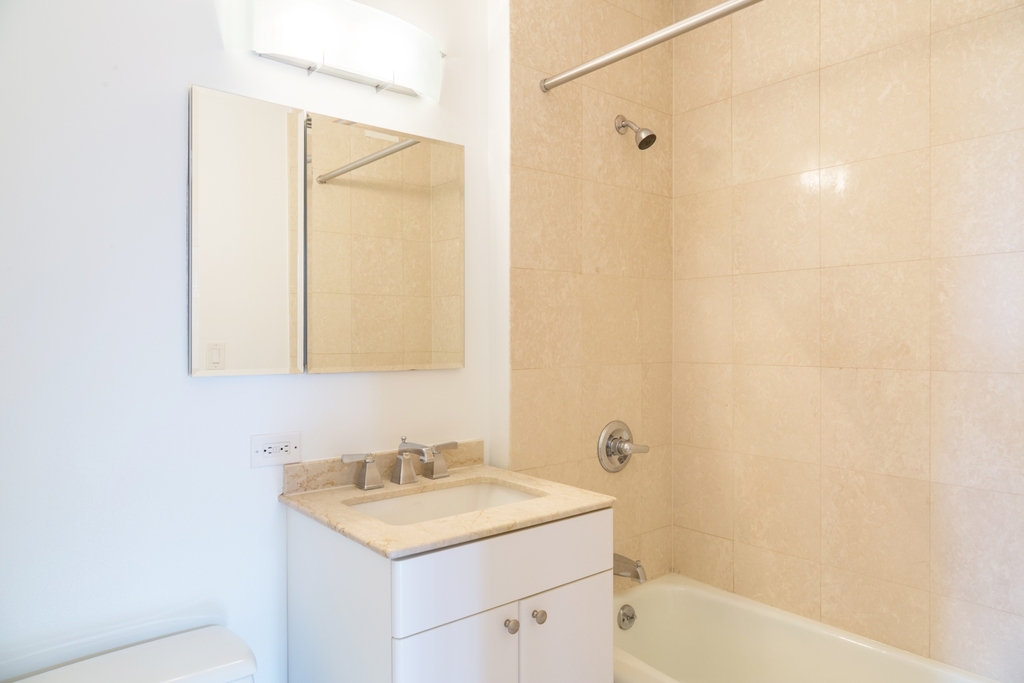 West 48th Street - Photo 5