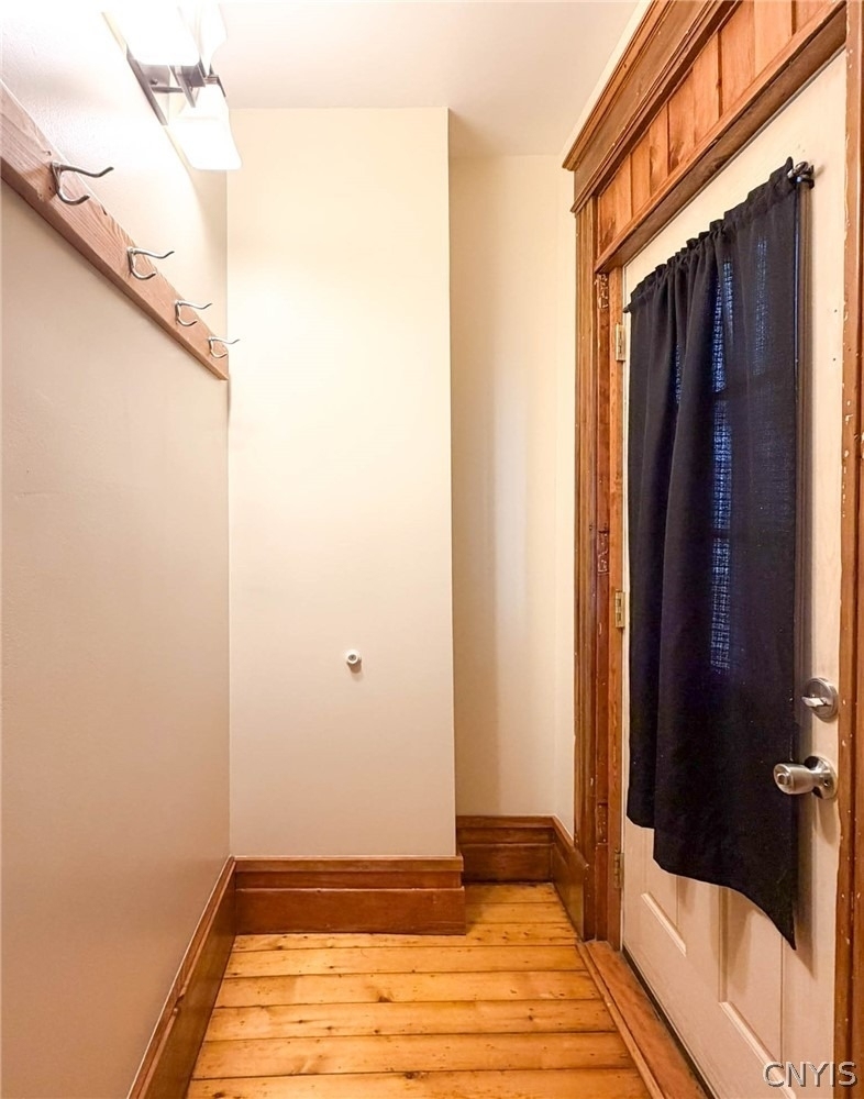 1017 White Place - Photo 4