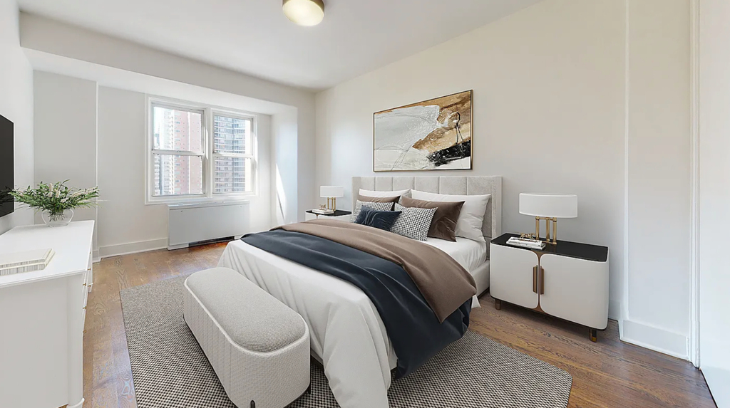 East 63rd Street - Photo 1