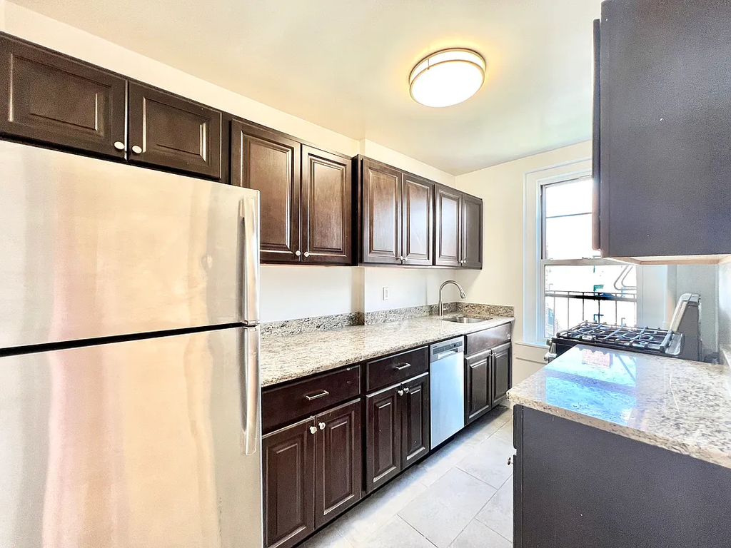 34-47 90th Street - Photo 4