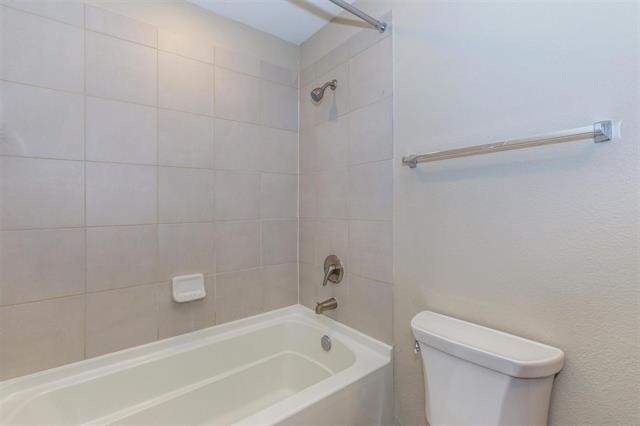 2991 Lakeside Drive - Photo 0