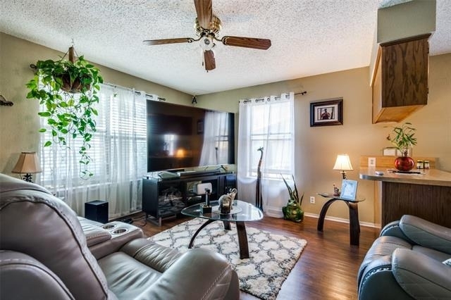 3309 Fallmeadow Street - Photo 2