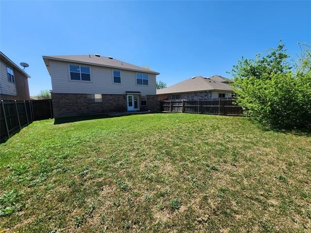 5709 Valley Stream Way - Photo 23