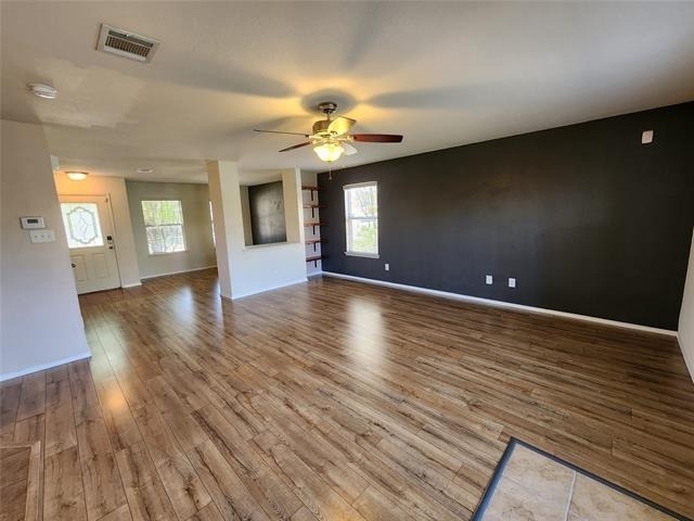 5709 Valley Stream Way - Photo 4