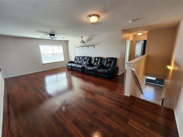 5709 Valley Stream Way - Photo 11