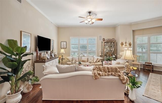 3401 Lee Parkway - Photo 3