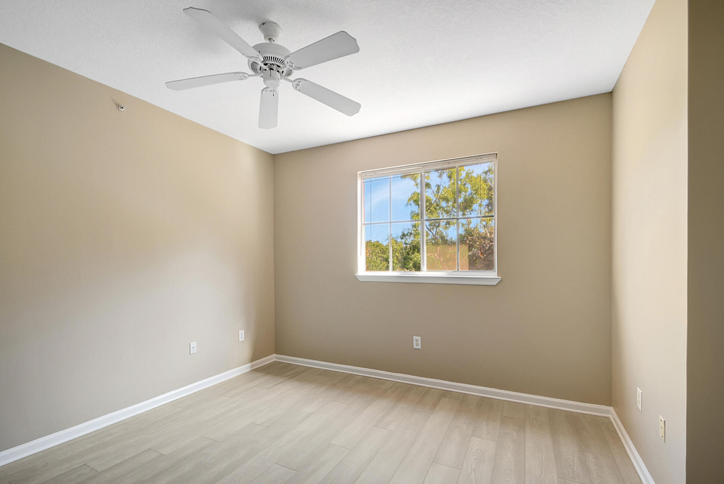2030 Alta Meadows Lane - Photo 15