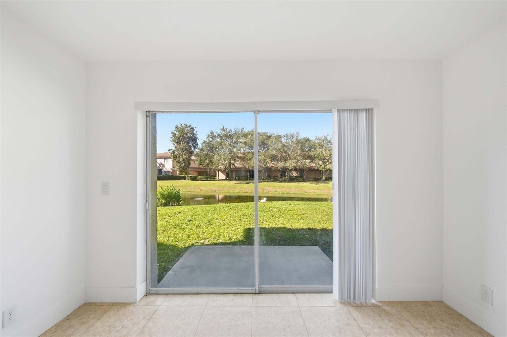 3228 Coral Ridge - Photo 8