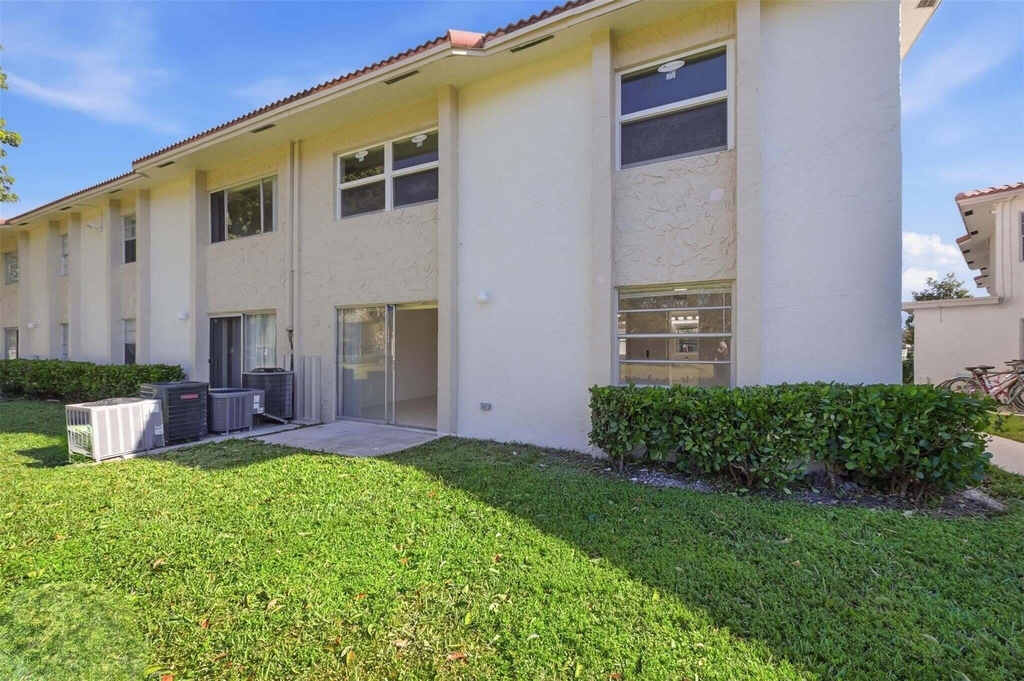 3228 Coral Ridge - Photo 32