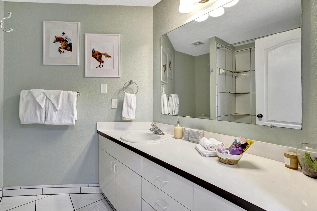1212 Mulberry Place - Photo 14