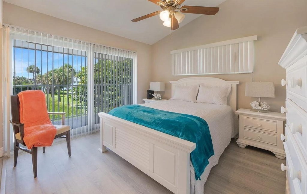 902 Palm Avenue - Photo 1