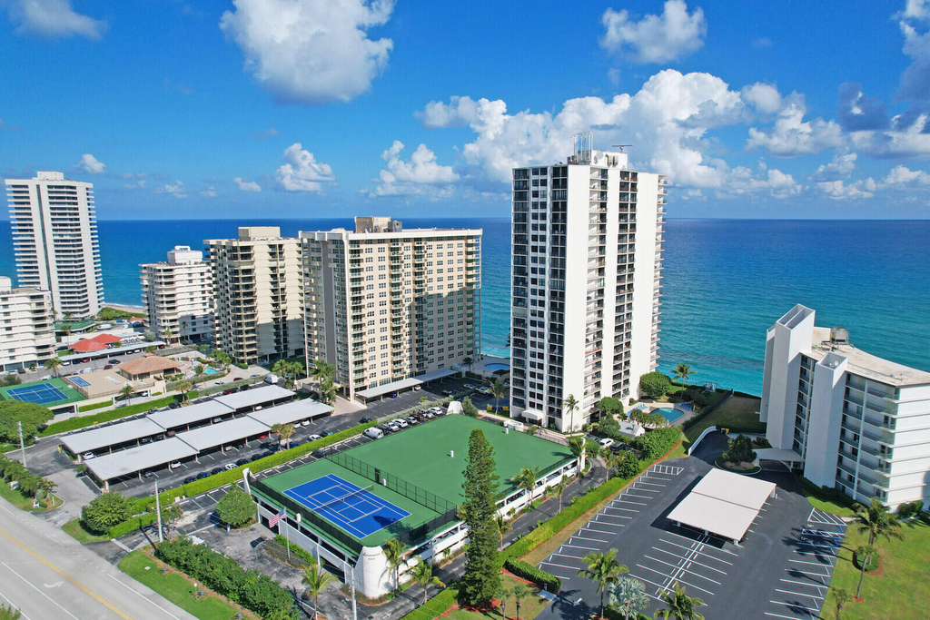 5420 N Ocean Drive - Photo 11