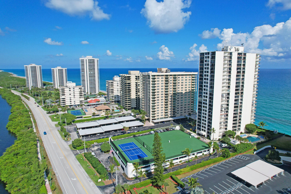 5420 N Ocean Drive - Photo 12