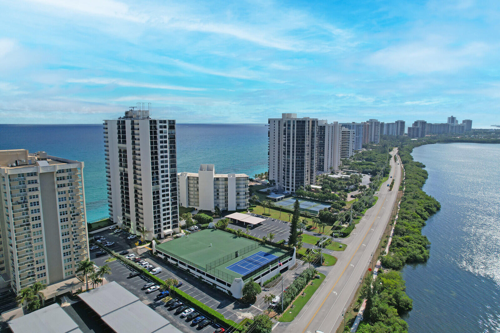 5420 N Ocean Drive - Photo 6