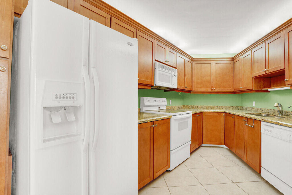5420 N Ocean Drive - Photo 22