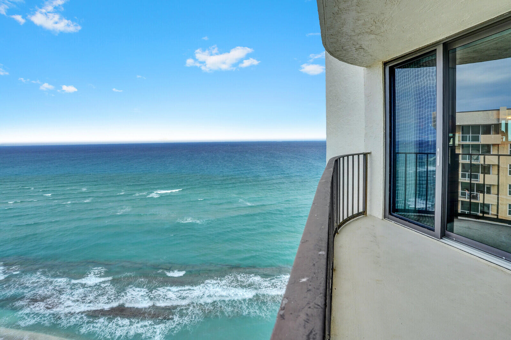 5420 N Ocean Drive - Photo 35