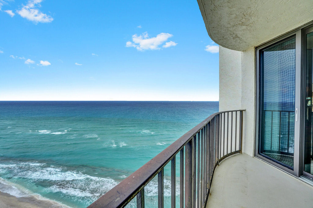 5420 N Ocean Drive - Photo 36