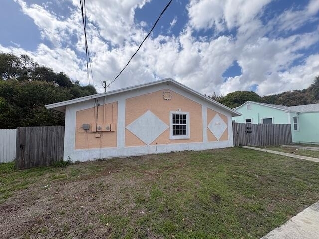 3115 Windsor Avenue - Photo 1