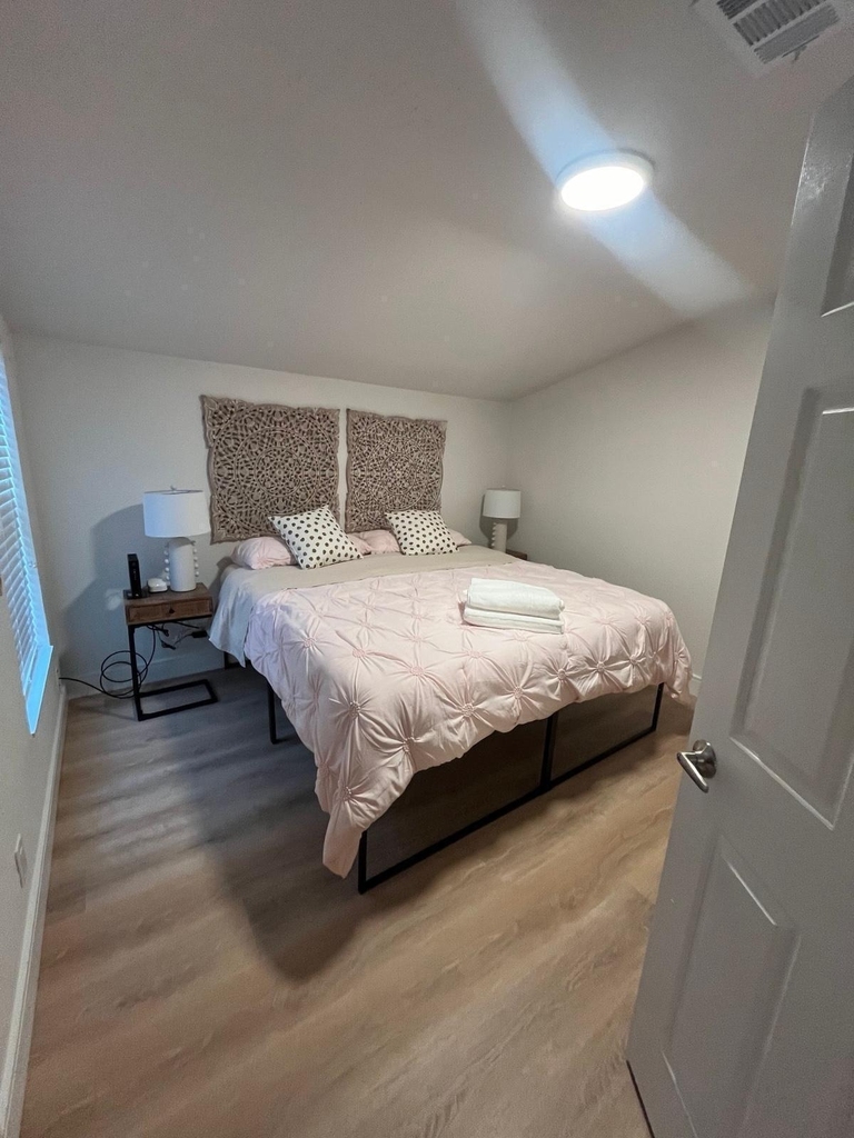 2040 Falconhurst Place - Photo 12