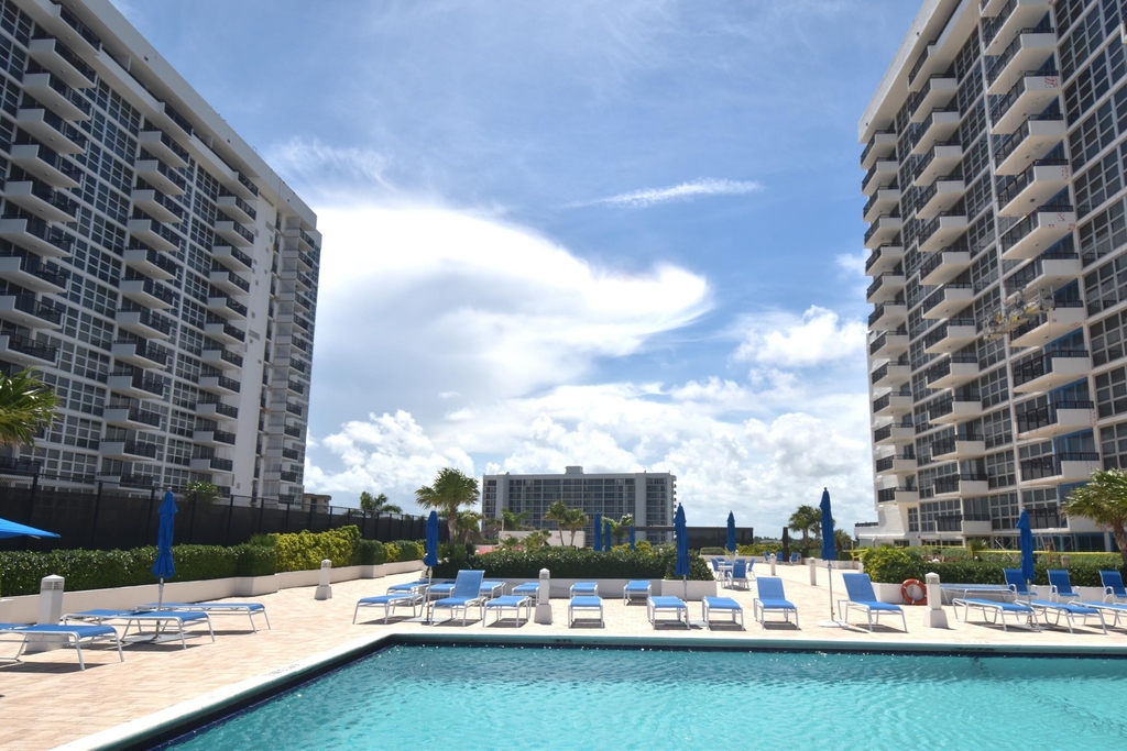 525 N Ocean Boulevard - Photo 19